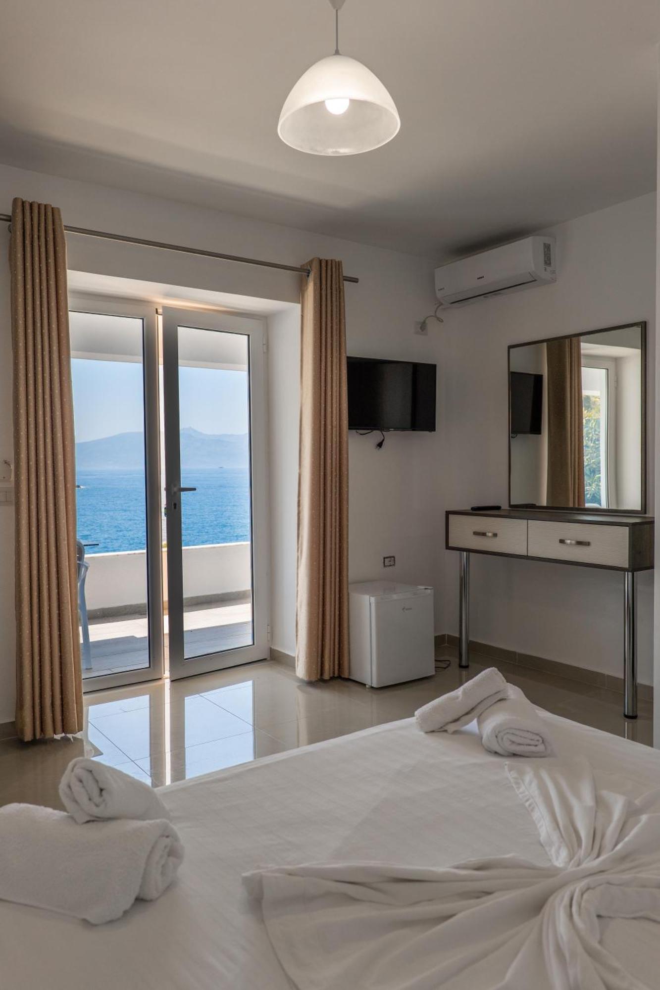 Fabeno Villa Sarandë Esterno foto