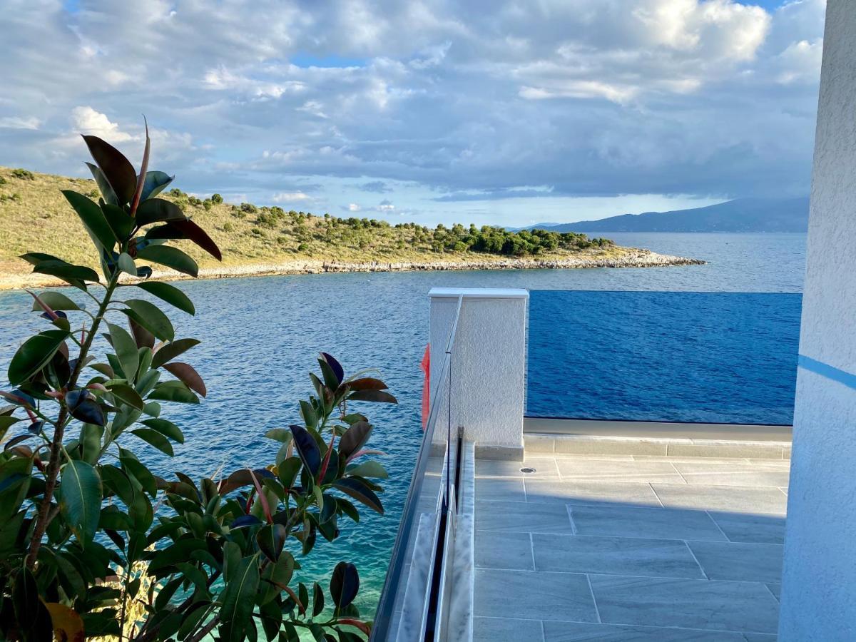 Fabeno Villa Sarandë Esterno foto